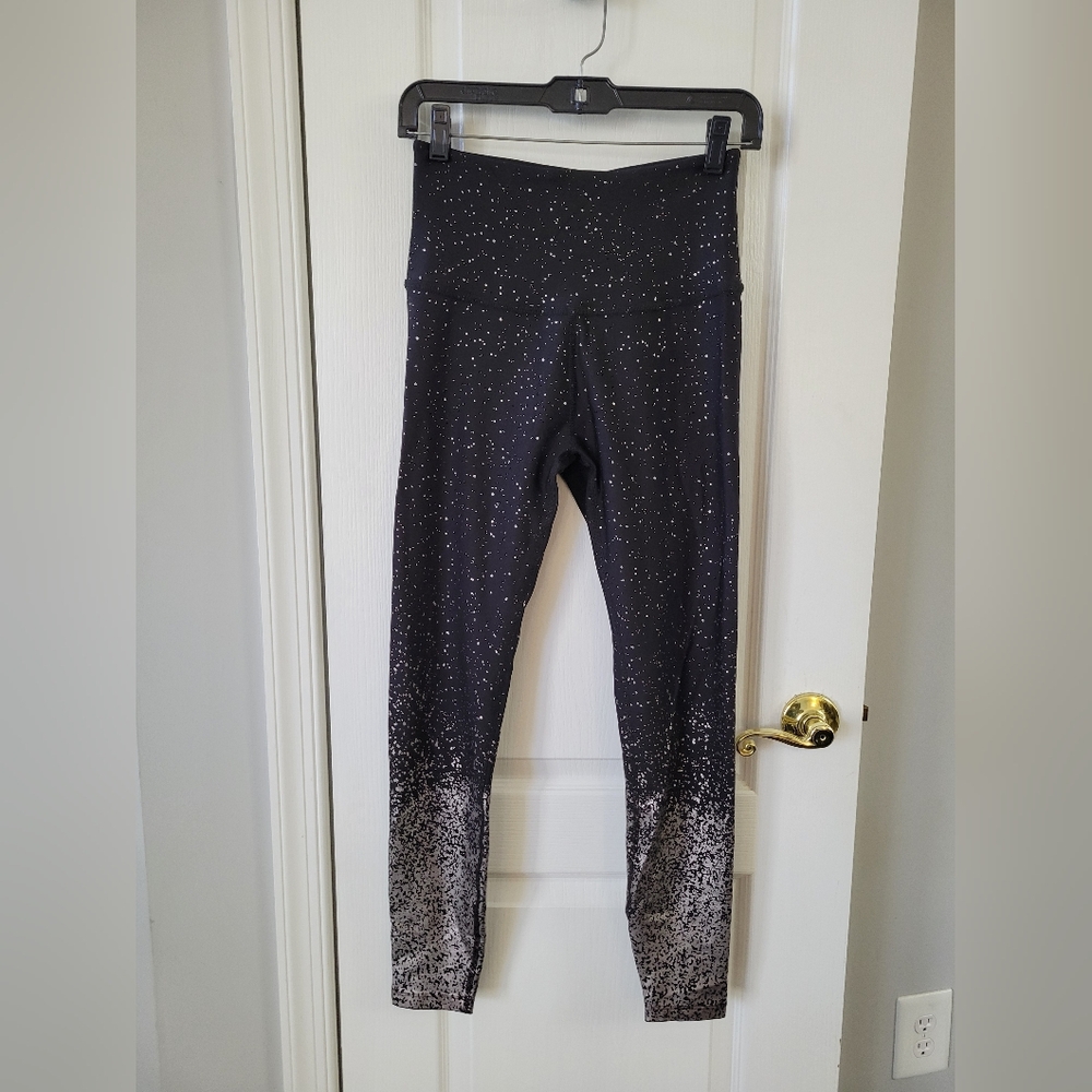 Beyond Yoga Alloy Ombre High Waisted Midi Leggings Large Black Silver Metallic
